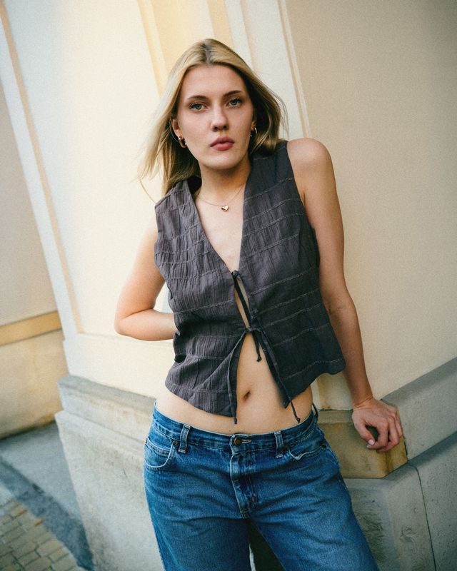 Kamizelka MINDY brązowa