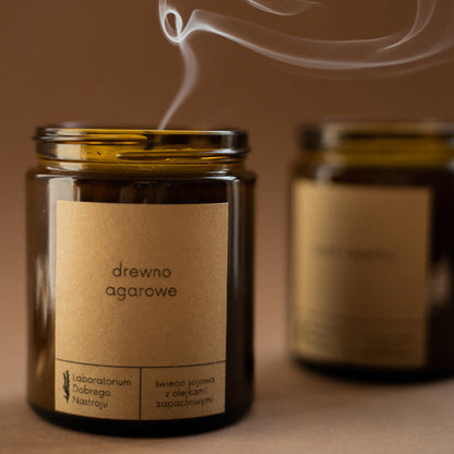 Świeca sojowa: Drewno agarowe 180ml