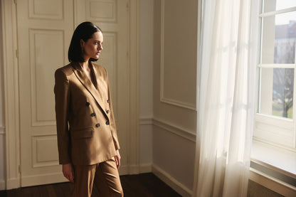 Marynarka dwurzędowa karmelowa